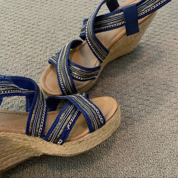 Carlos Santana Blue and Tan Wedges with Textued Woven Wedge and Beaded Straps - Picture 3 of 5
